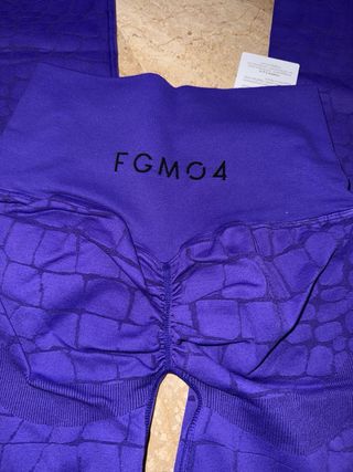 FGM04 Leggings Viola Effetto Coccodrillo
