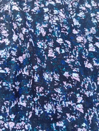 Blusa estampada flores manga larga talla S Bershka