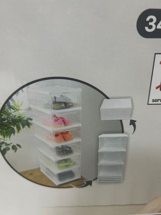 Scarpiera pieghevole bianca e trasparente