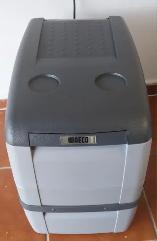 Nevera Waeco Dometic CDF 46.