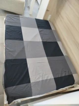 Cama Abatible Horizontal + colchón.