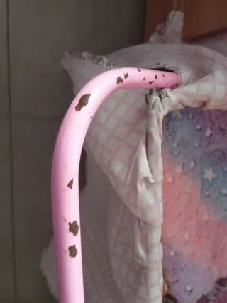 Cuna de juguete para niña