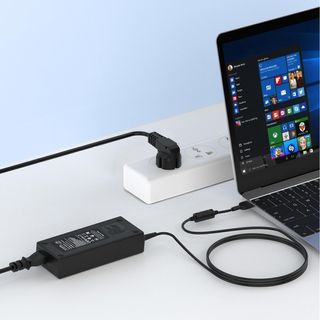 Cargador Portátil 135W 20V 6.75A Adaptador