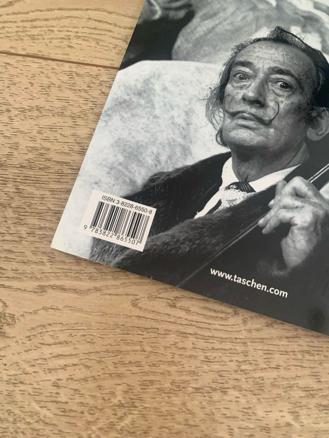 Libro “Dalí”