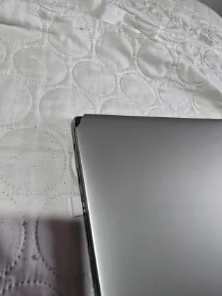 Portátil Lenovo Plateado