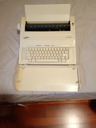 Máquina de escribir Samsung SQ-1000