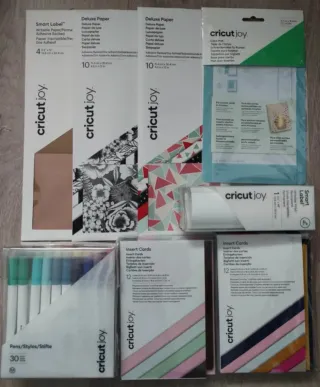 Set Cricut Joy: Carte, Pennarelli e Altro NUOVO