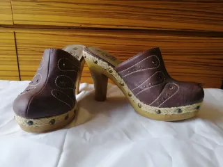 Zuecos INSIDE nuevosT. 38