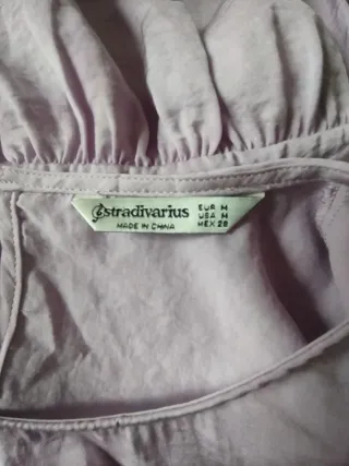 Blusa lila satinada con volantes T. M