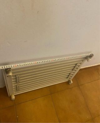 Radiador agua blanco pequeño