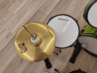 Batería infantil Millenium