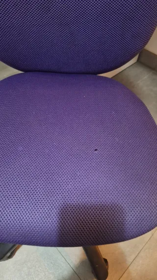 Silla de estudio morada y negra