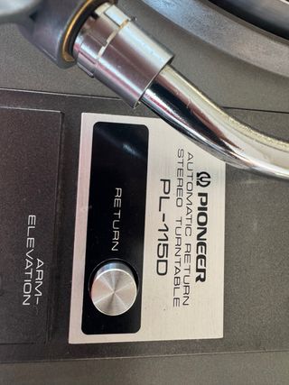 Tocadiscos Pioneer PL-1150 (1976)