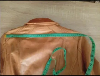 Cazadora cuero Stradivarius Talla S