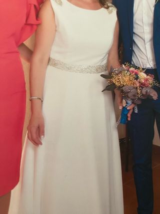 Traje de Novia Blanco con Pedrería