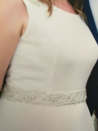 Traje de Novia Blanco con Pedrería