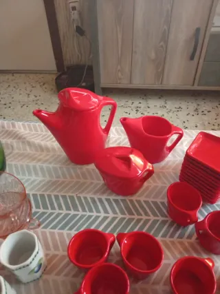 Juego de café rojo ocho servicio
