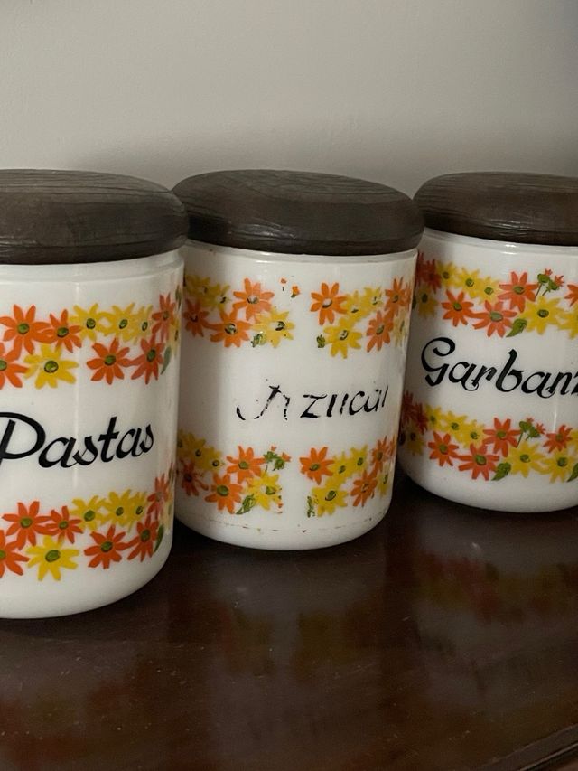 Tarros de cocina vintage florales marca Ta Tay
