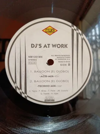 Vinilo makina remember