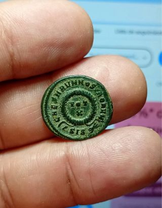 Moneda romana follis Constantino II