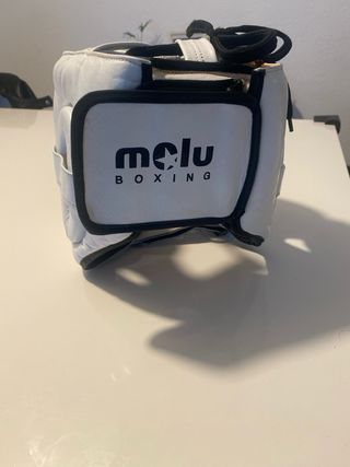 Casco de boxeo Molu