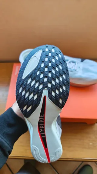 Nike ZoomX Streakfly 2 - Sin usar - Talla 42,5