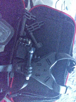 GoPro Hero 10 Black + 6 Batterie e Caricabatterie