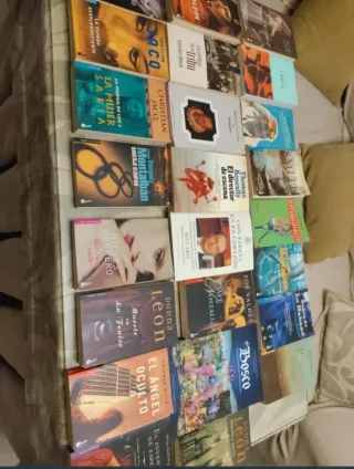 65 libros surtidos.Lote 4