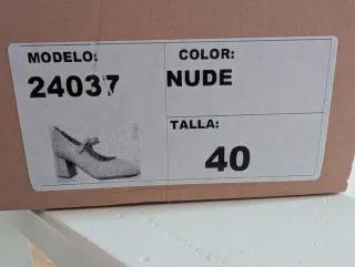 Zapato Mimao Merceditas Talla 40 color Nude