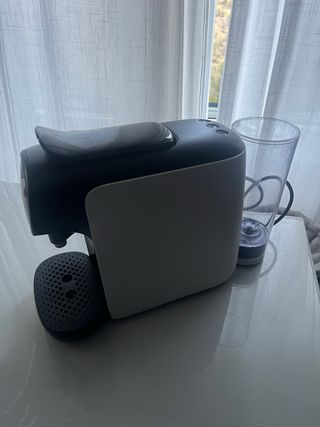 Cafetera L'Or Barista Blanca y Negra.