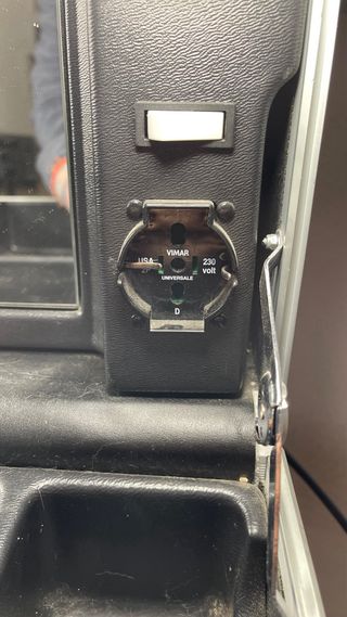 Camerino de maquillaje portátil con espejo