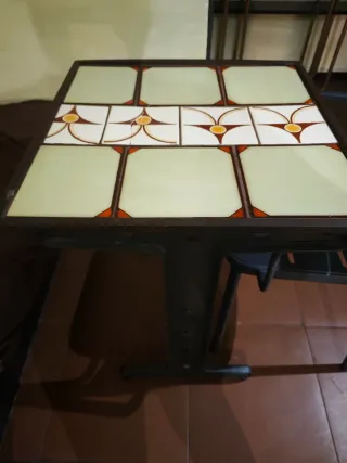 Mesad pequeñas cerámica y metal