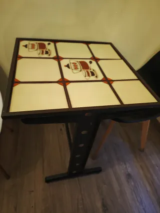 Mesad pequeñas cerámica y metal