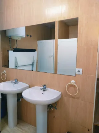 Se alquila nave industrial 691.387.760