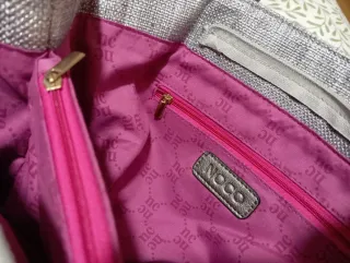 Bolso gris grande de mano y hombro