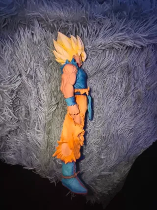 Figura Dragon Ball Z Goku Super Saiyan