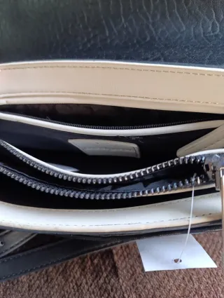 Bolso bandolera Desigual negro y blanco