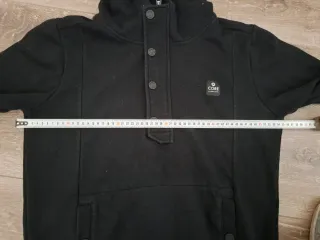 Sudadera con capucha negra para hombre