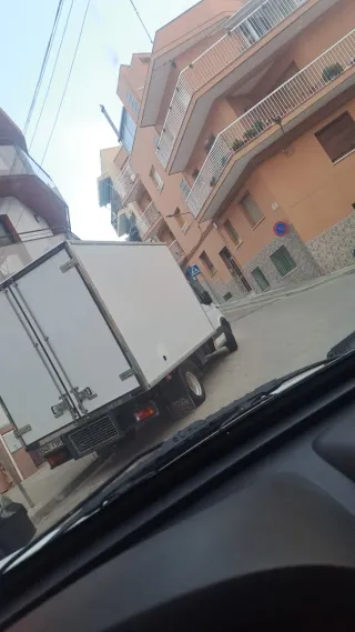 CAMIONES CON CHOFER EN ALQUILER 691894140