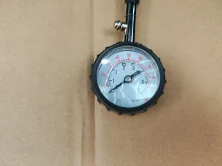 Manómetro para Neumáticos