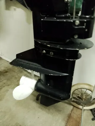 Motor fueraborda Tohatsu 9.8