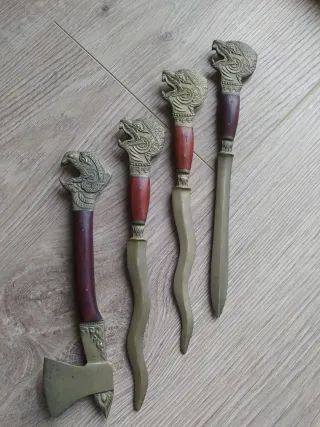 Juego de abrecartas decorativos