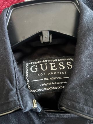 Trench Guess nero impermeabile