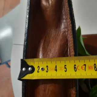 Portadocumentos de piel marrón