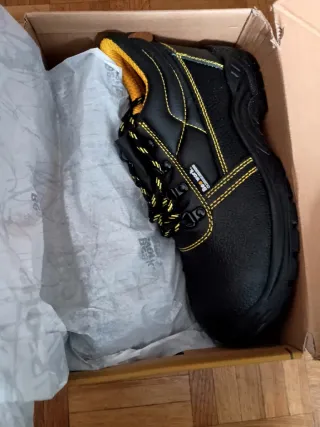 Zapatos seguridad Bee Work Talla 42