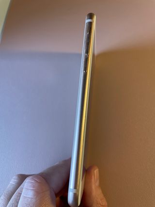 iPhone 8 Gold