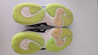 Zapatillas Adidas Trae Young Talla 41.5