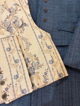 Traje de Torrentí en azul