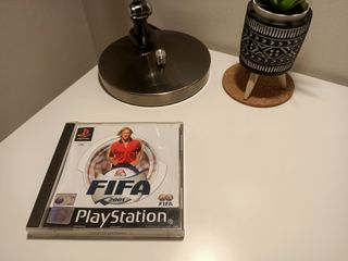 FIFA 2001 PS1 Completo (Manual + Disco)
