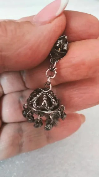 Pendientes juveniles